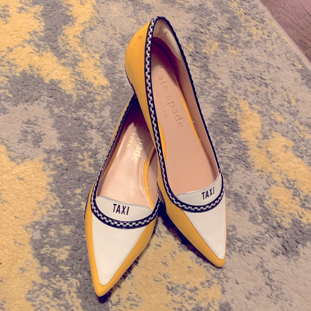 Kate Spade New York Taxi Gogo Patent Leather Pointed Embellished Flats 10.5